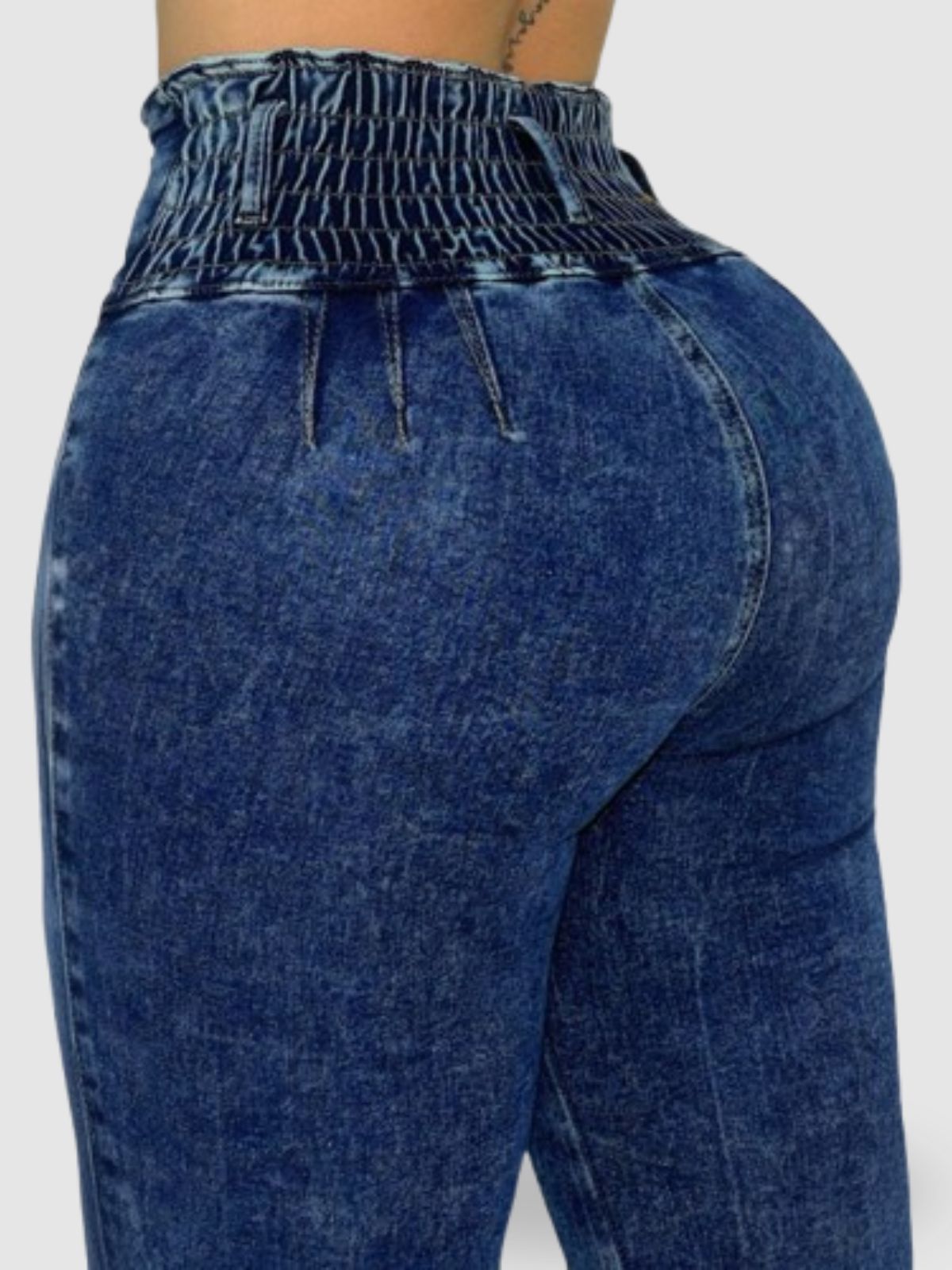JEAN AVISPA MOLDEADOR AZUL DESGASTADO