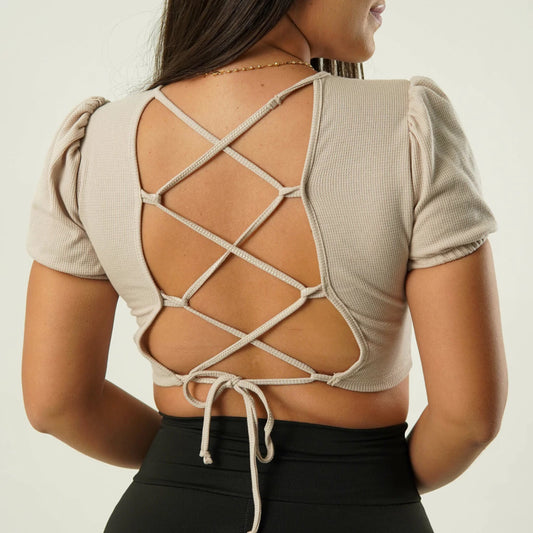 BLUSA FLOWER – ROMANTICISMO Y ELEGANCIA