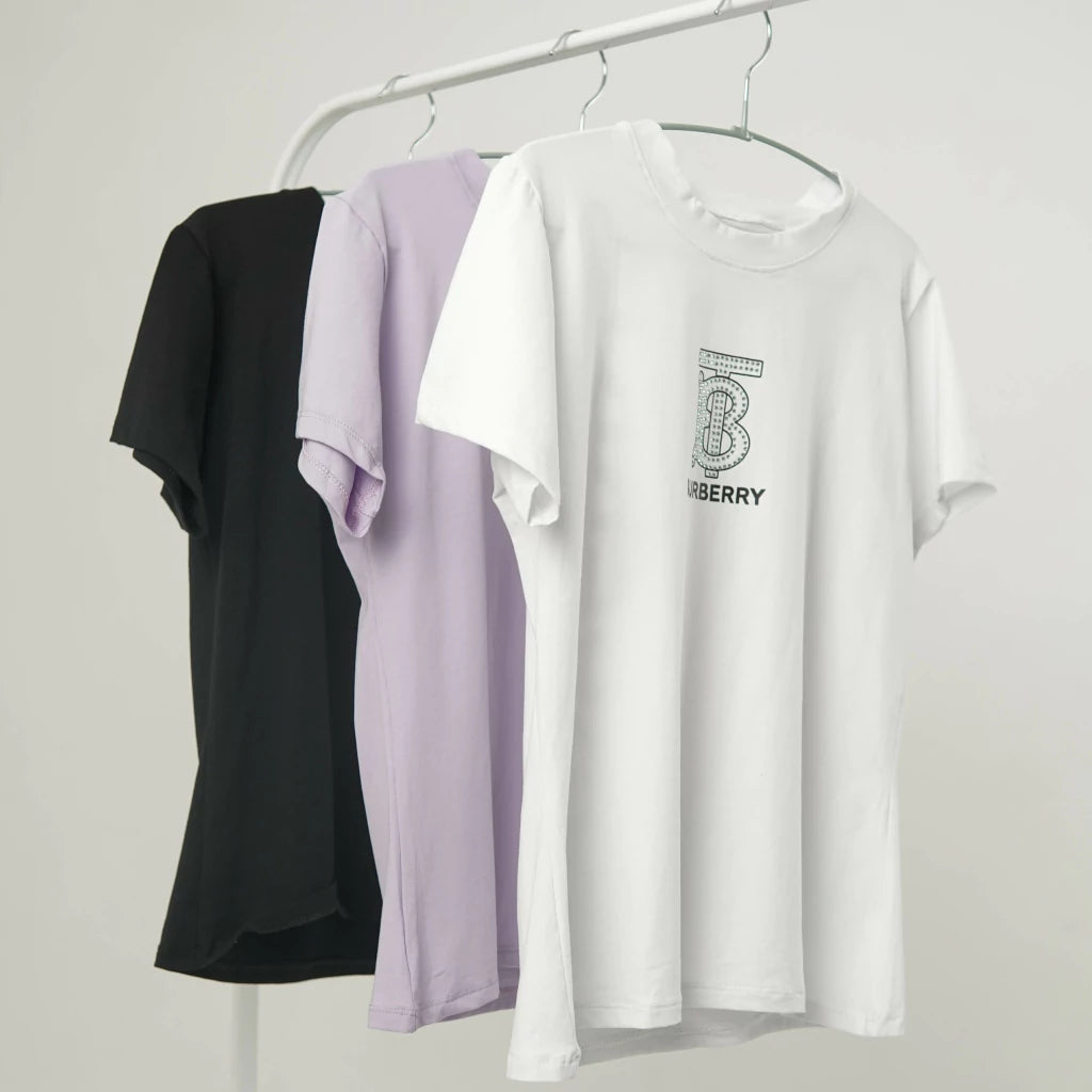 BLUSA BURBERRY – ELEGANCIA Y FRESCURA CON PEDRERIA