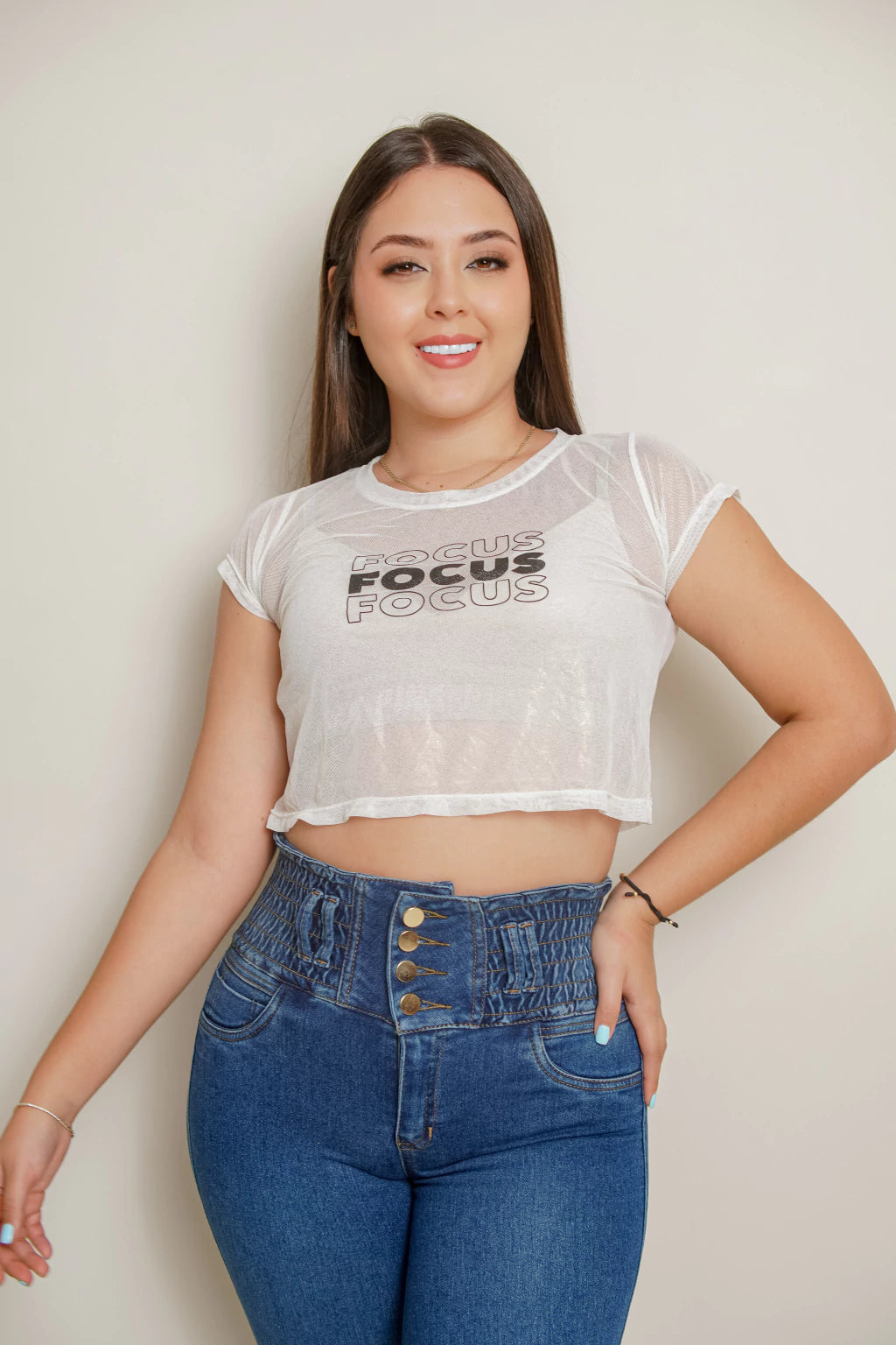 BLUSA FOCUS – ESTILO Y SENSUALIDAD EN MALLA