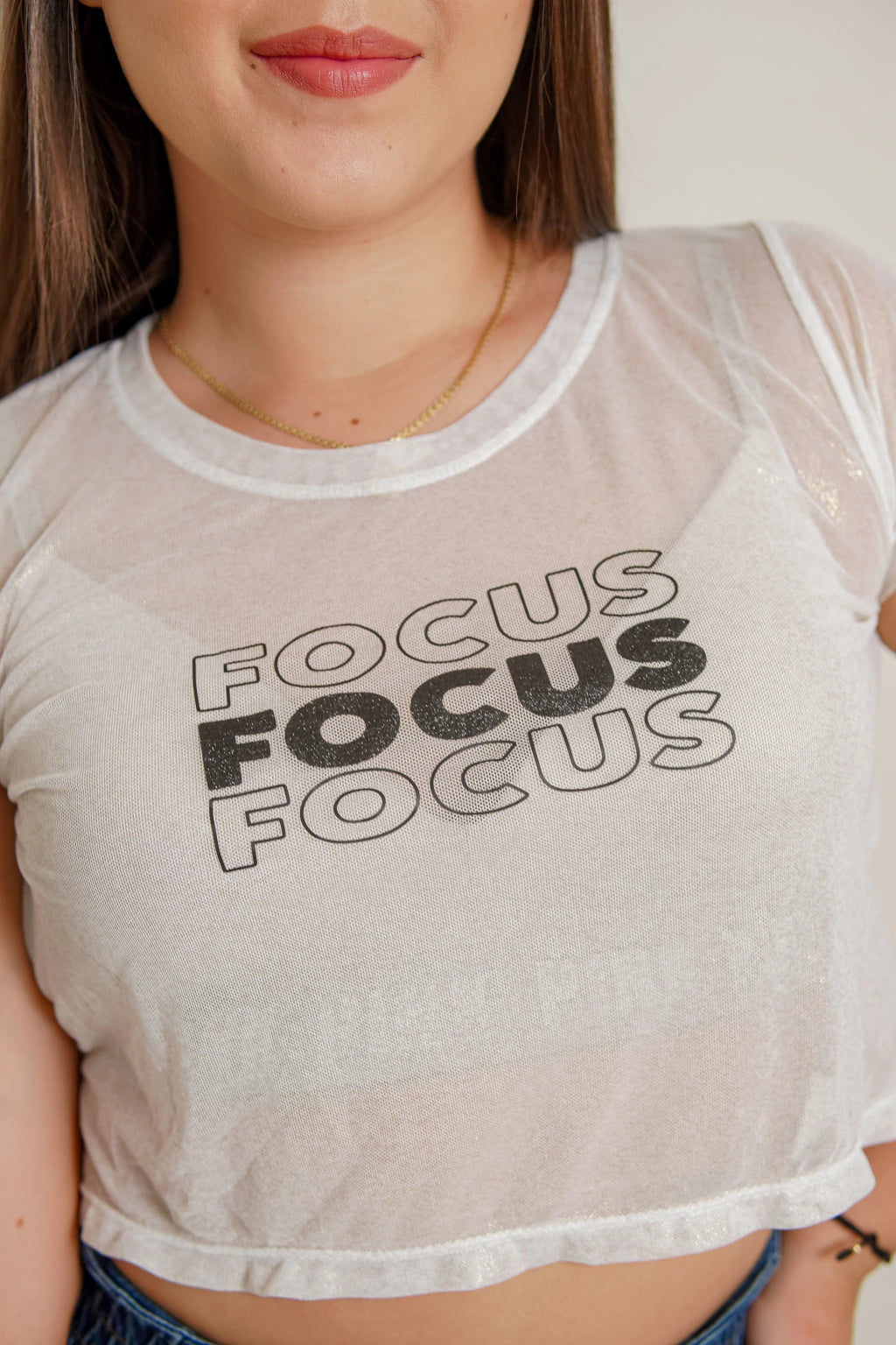 BLUSA FOCUS – ESTILO Y SENSUALIDAD EN MALLA