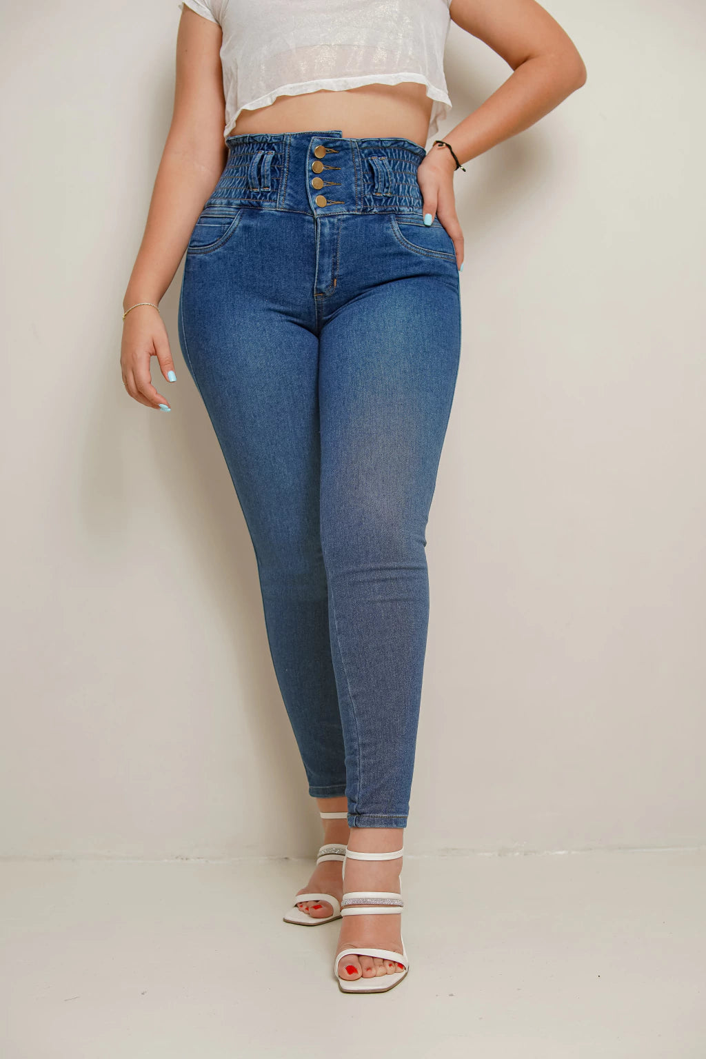 JEAN ADARA – SILUETA PERFECTA