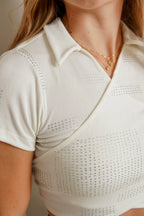 BLUSA NAIA – ELEGANCIA CON DETALLE CRUZADO