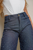 JEAN EN CHAMBRAY CON PEDRERÍA