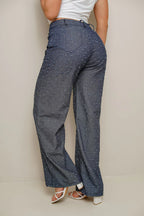 JEAN EN CHAMBRAY CON PEDRERÍA